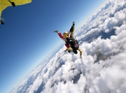 英雄联盟总决赛时间-唯一的夜晚，当伊朗的铁骑踏碎泰国，久保建英用一击定乾坤