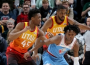 -四川队翻盘国王，米切尔关键制胜