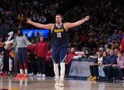 -北京队鏖战火箭，约基奇状态火热