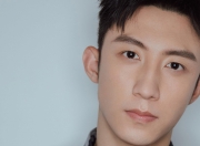 英雄联盟总决赛2025-当深圳队爆冷遭遇老鹰，为何莫兰特却锁定了全场最佳？