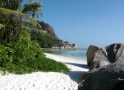 LOL赛事-窒息攻防！黄蜂末节死亡缠绕逆转爵士，德罗赞46分难救主