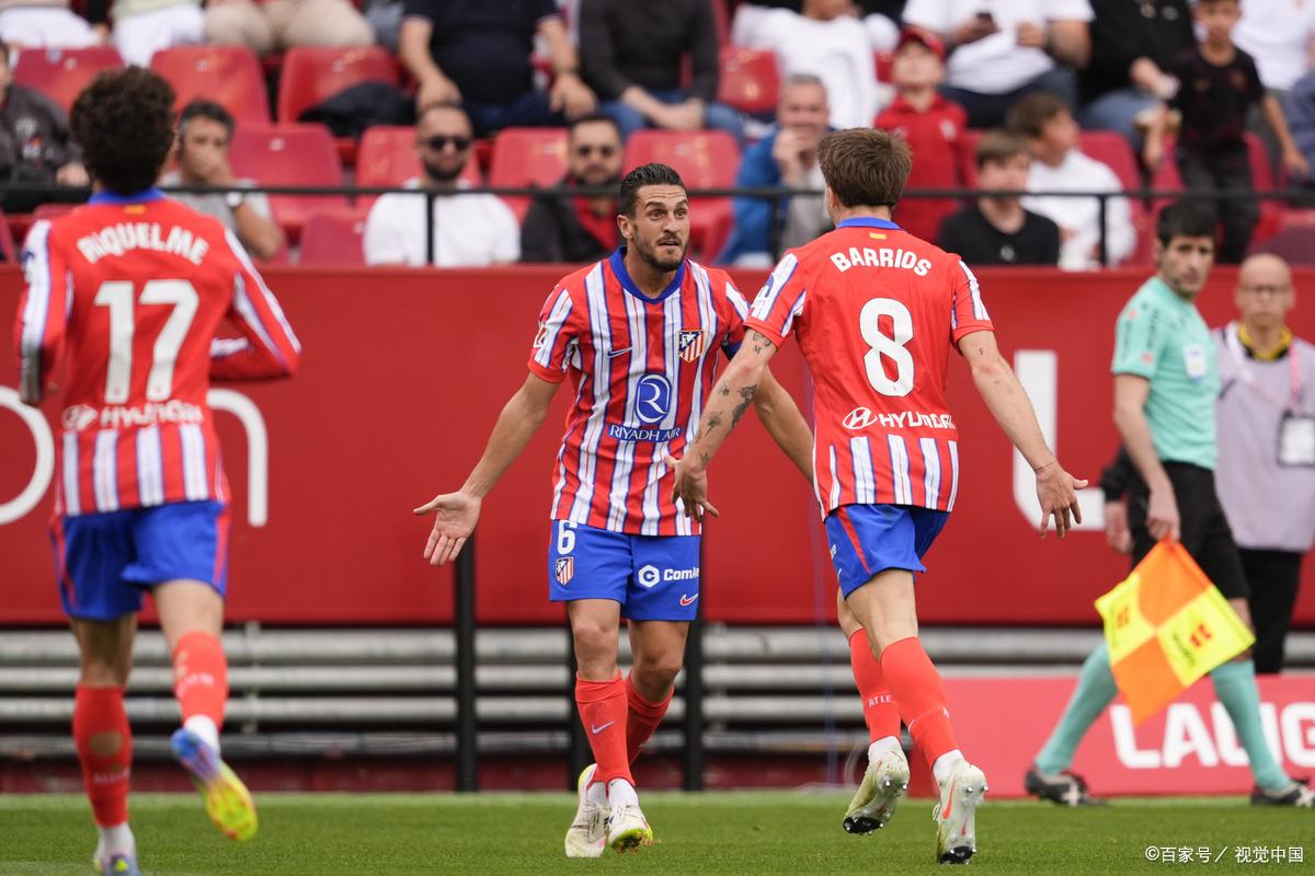 塞维利亚队主场大胜，不败连续