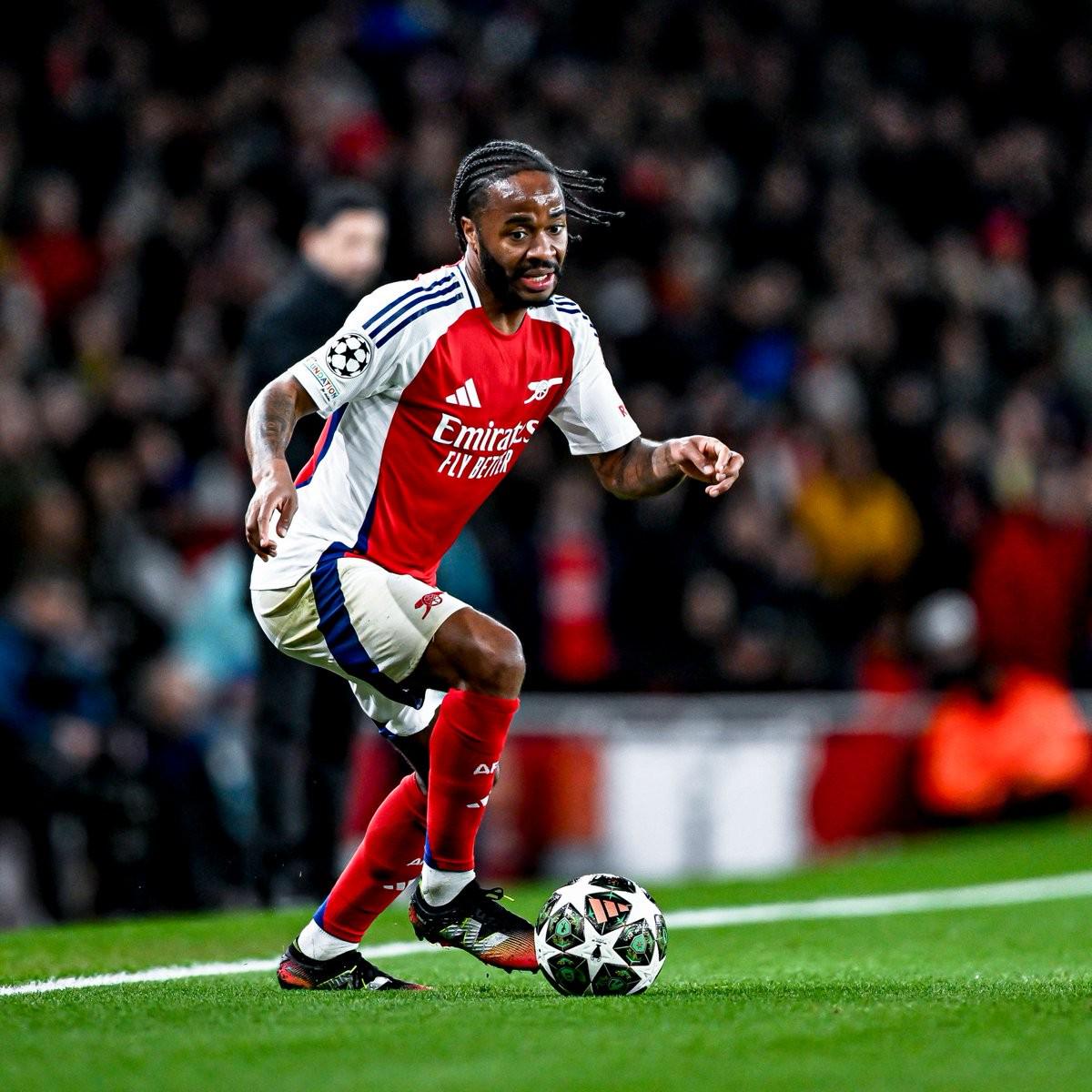 斯特林进球领先，英超射手榜领跑