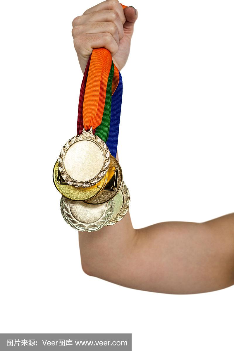 比利时选手勇夺金牌，强势稳定