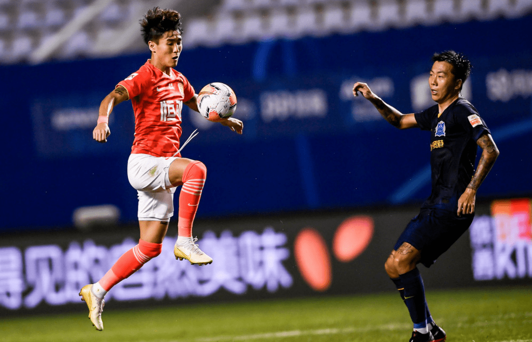 富力客场大胜绿城，客场连胜状态持续蝉联前列的简单介绍