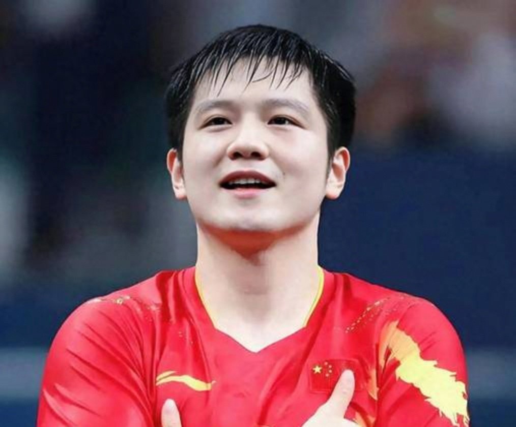 波兰队完胜韩国队，樊振东点燃赛场