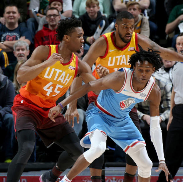 四川队翻盘国王，米切尔关键制胜