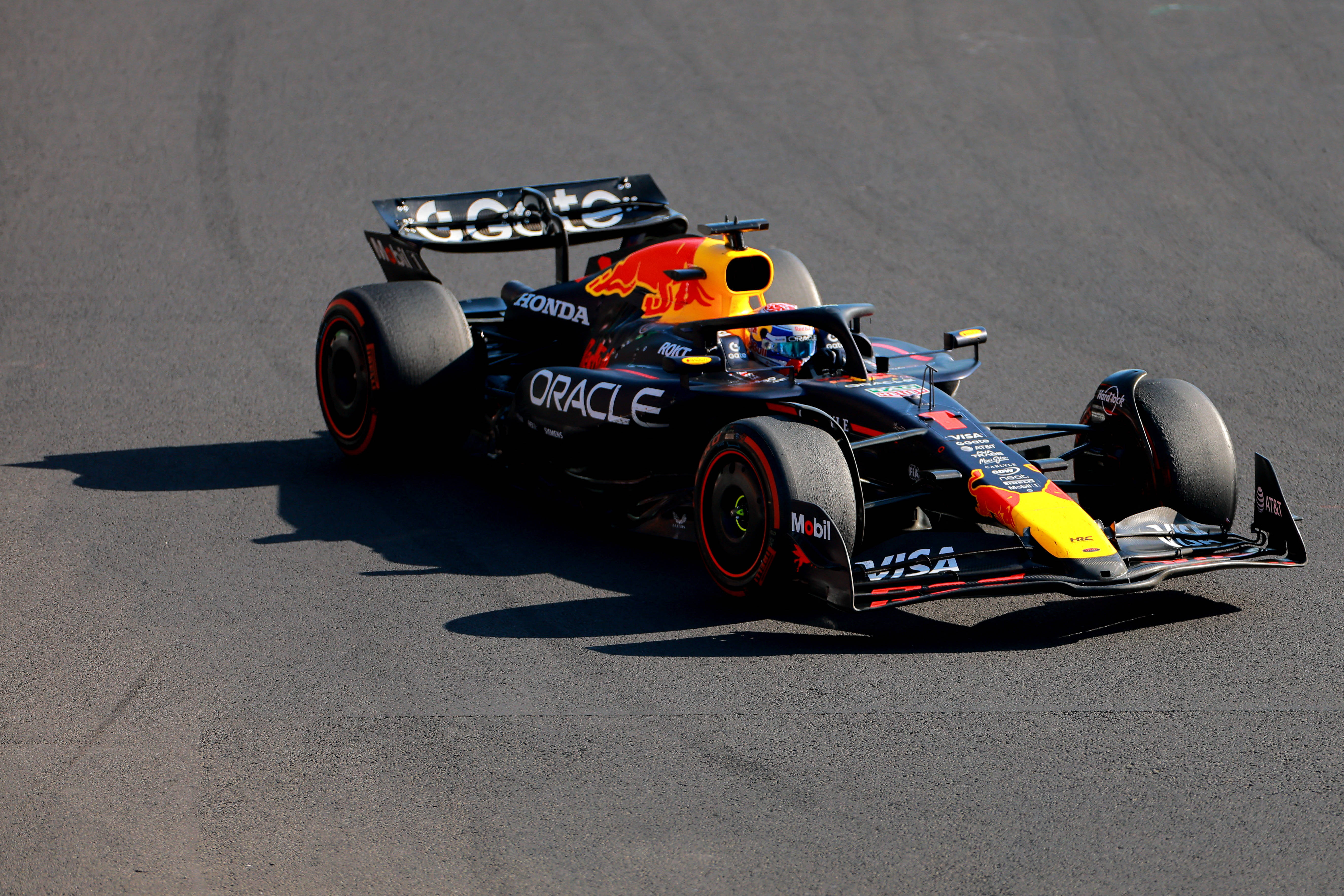 红牛车队险胜梅赛德斯，诺里斯扛起全队的简单介绍