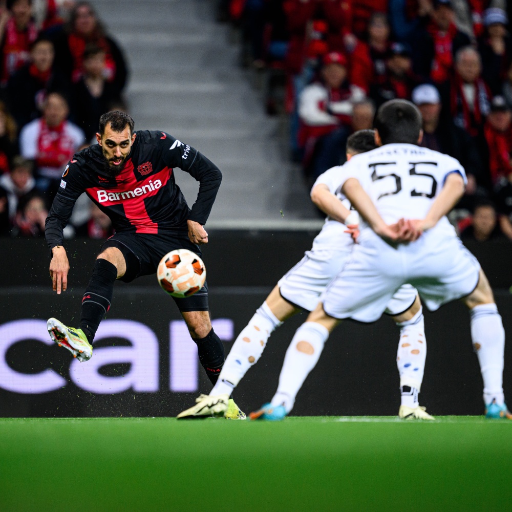 关于红牛二队绝杀红牛车队，阿隆索状态火热的信息