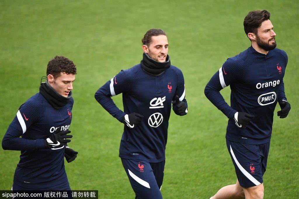 法国队碾压印度队,黄鸭组合统治全场 法国队碾压印度队,黄鸭组合统治全场