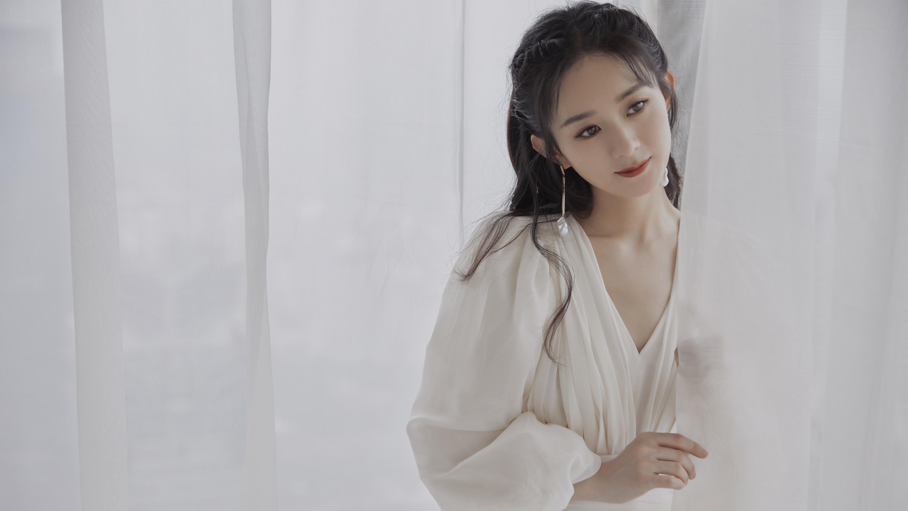 双重战袍，从本泽马的爆发到阿尔及利亚的狂胜