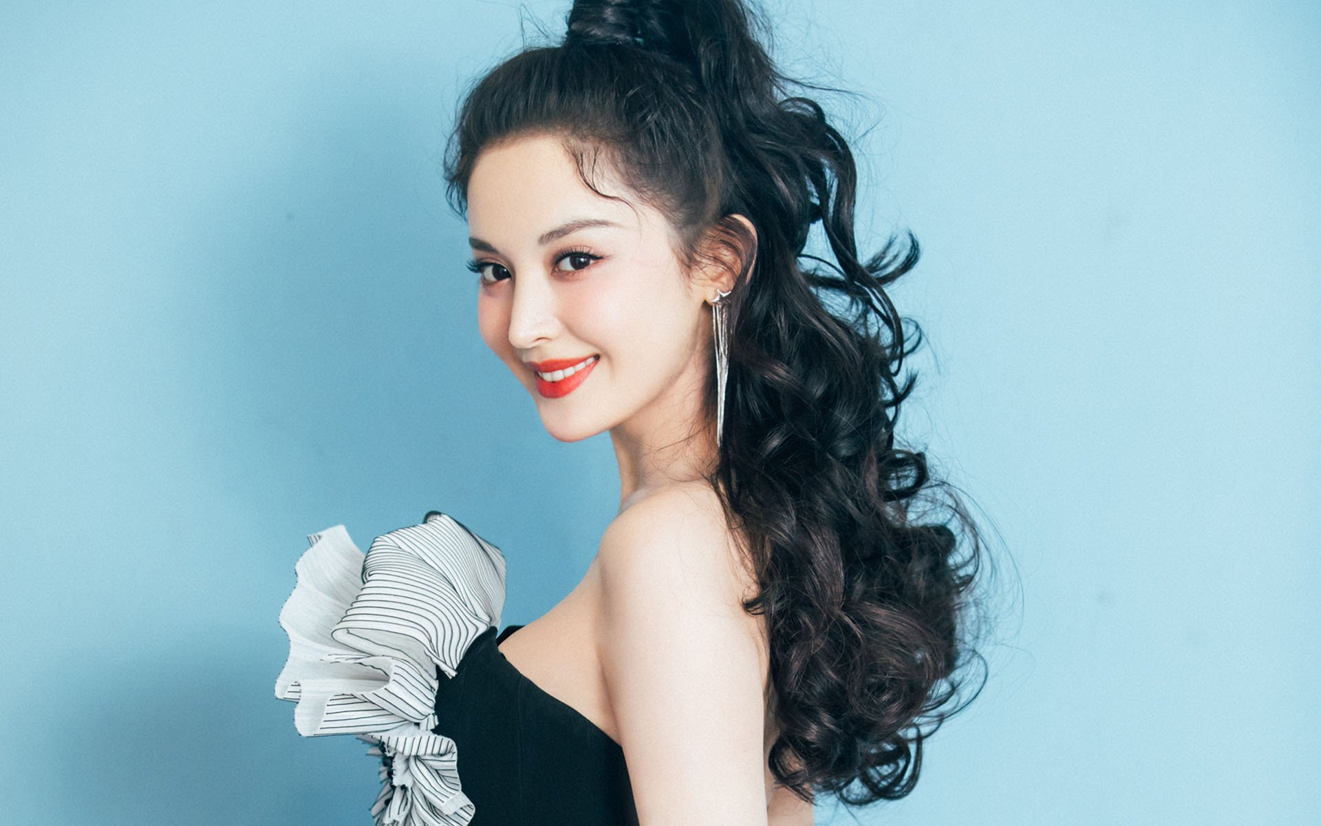 黄蜂对阵魔术，克莱·汤普森唯一性爆发之夜