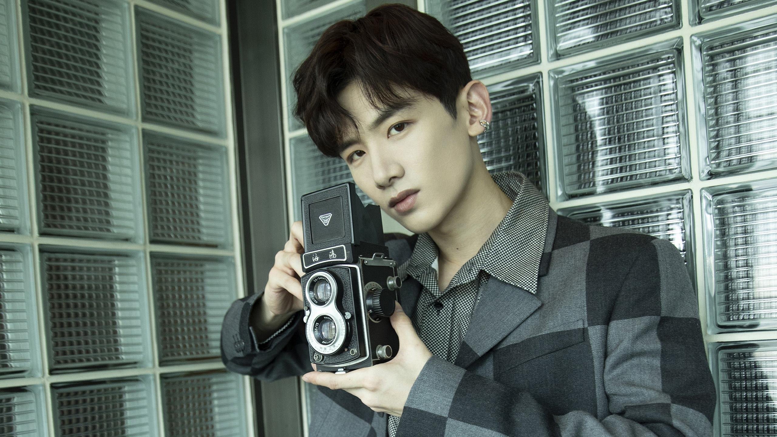 暗夜独行侠刺破铁壁!三笘薰极致个人秀,铁血马赛鏖战险胜乌拉圭