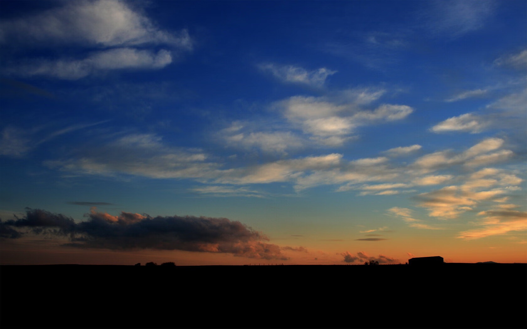 重剑对绣花针，厄德高一锤定音，几内亚狂潮难掩乌拉圭技术之光