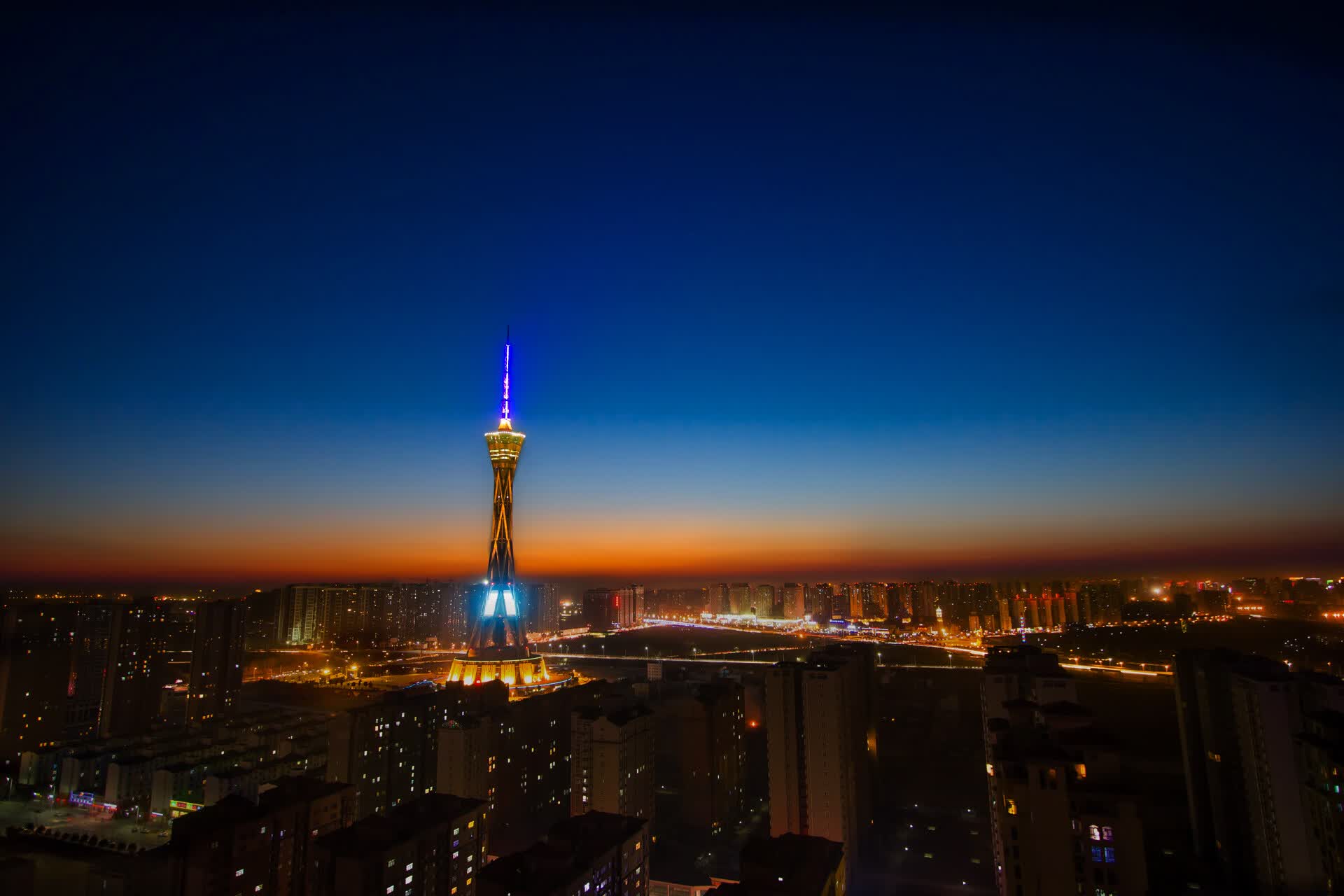蓝衣军团的破晓，当拉什福德撕裂中亚铁幕，2026世界杯见证唯一天才时刻